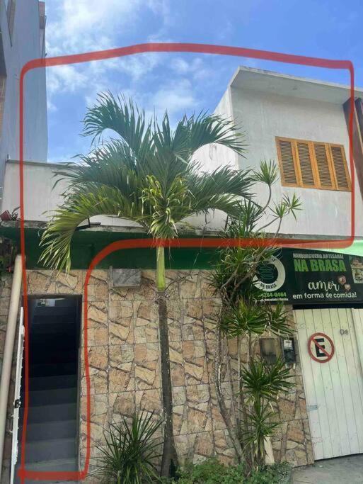Sobrado Secreto - Pes Na Areia